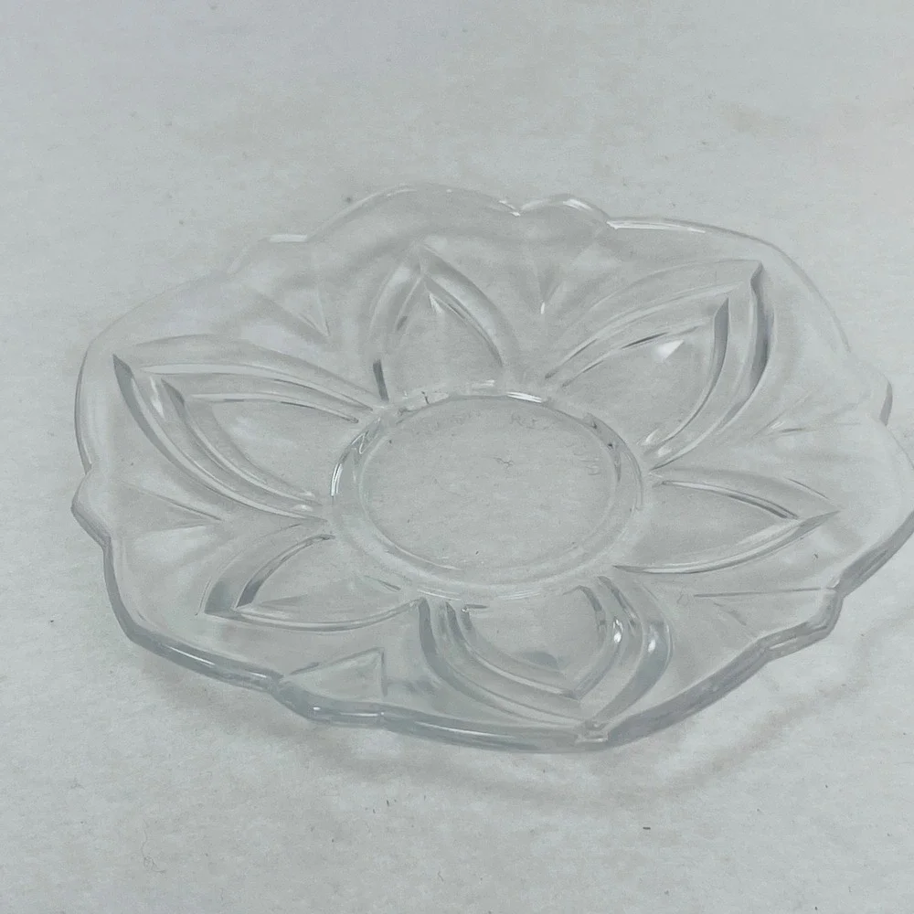 Soga Clear Pressed Glass Lotus Floral Scalloped Saucer Trinket Dish 5.25